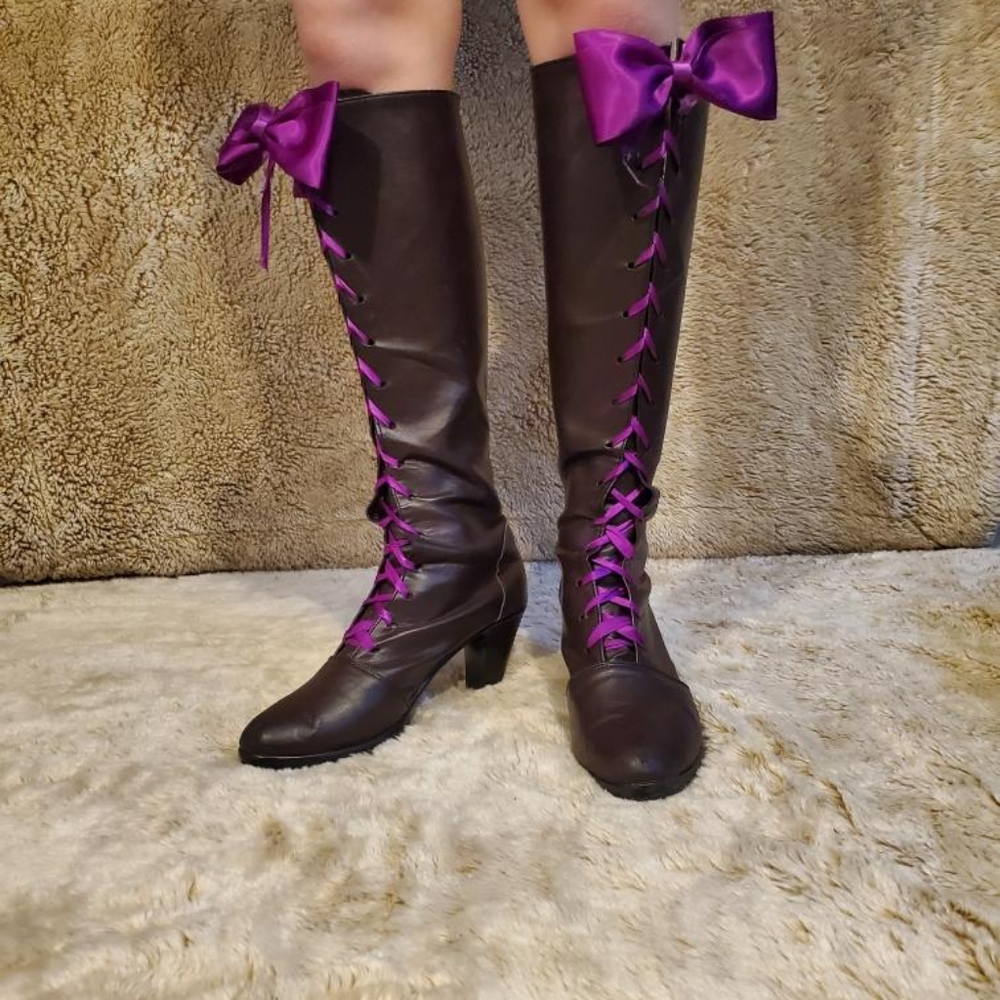 Female cosplay boots!